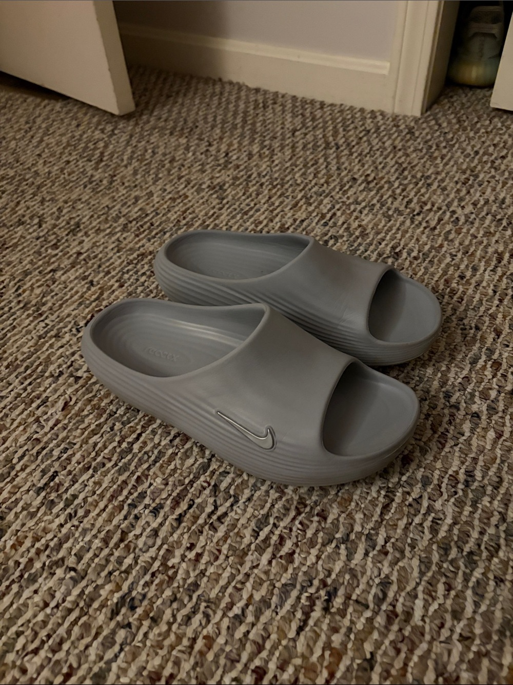 Nike Men’s Rejuven8 Slides size 11